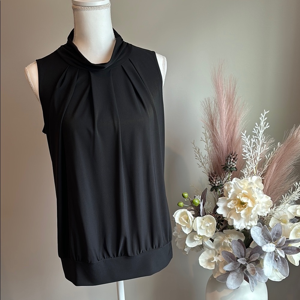 Elegant Black Sleeveless Blouse